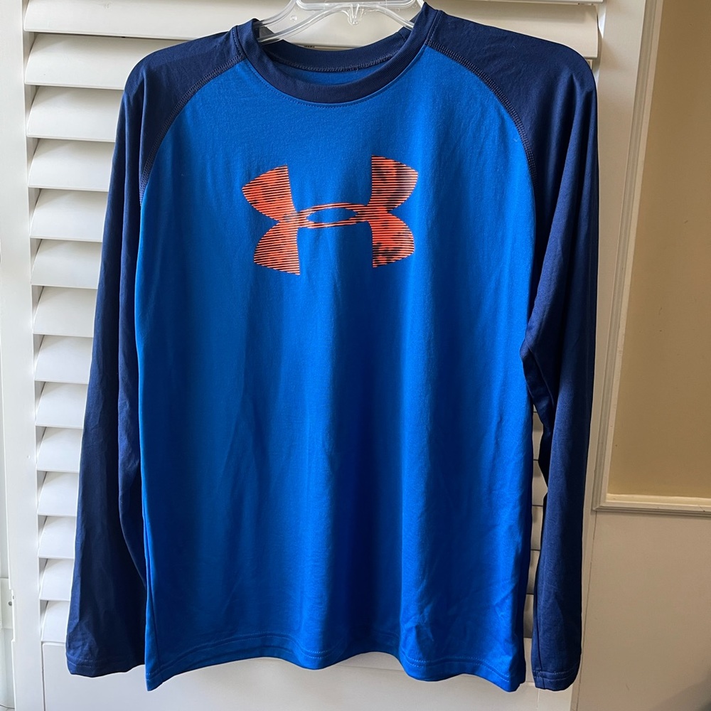 Boys Under Armour long sleeve tshirt